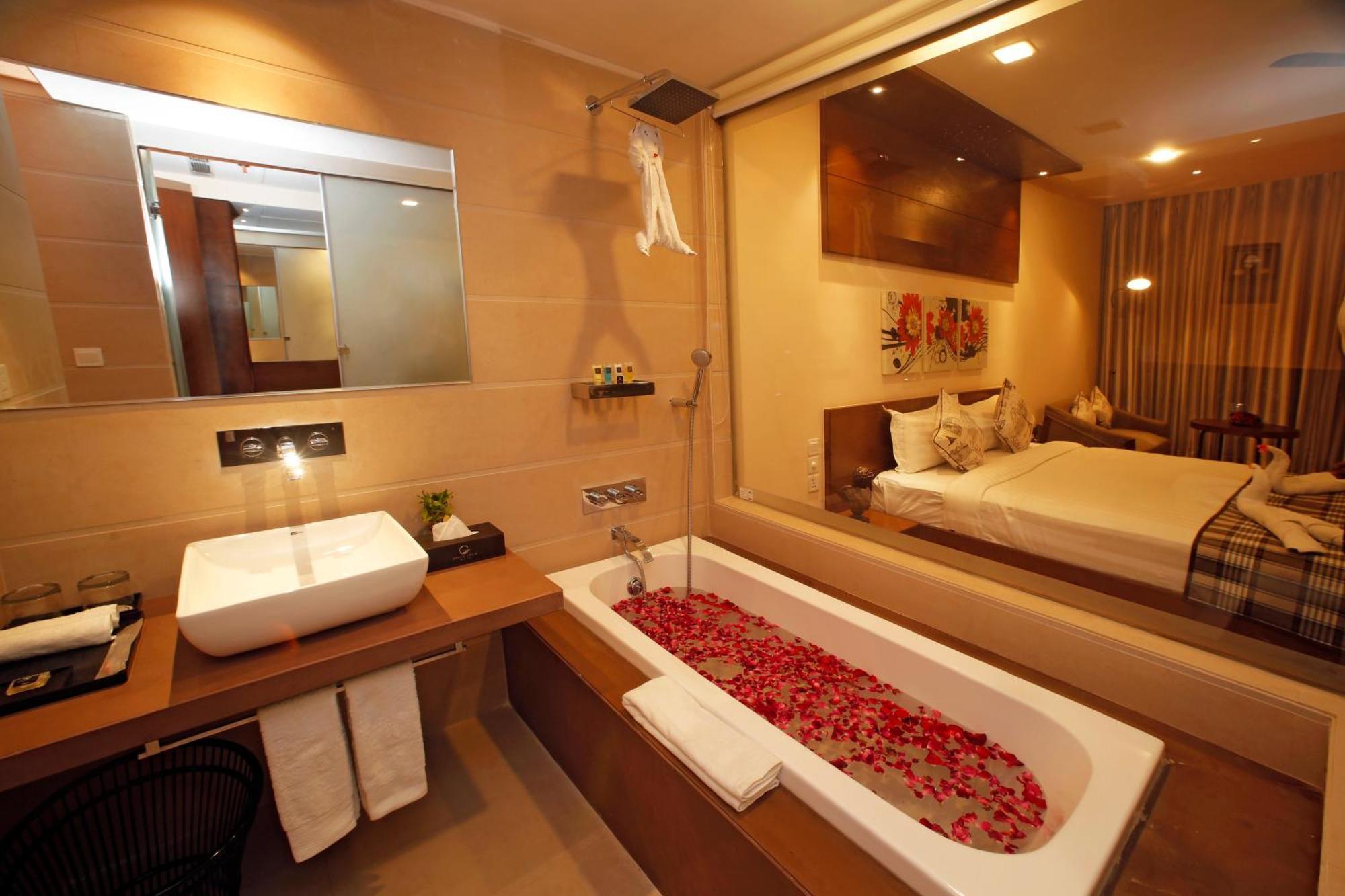 Grand Xenia Hotel Ajmer Exterior photo